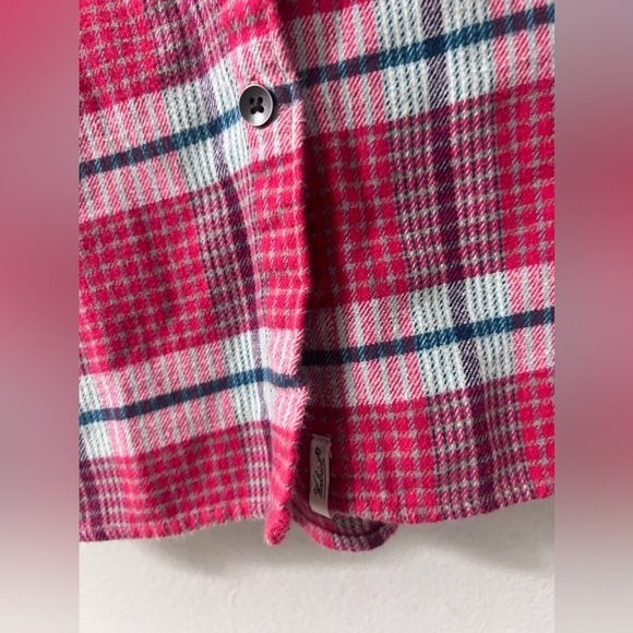 Woolrich Womens Size Medium Red White Blue Flannel Button Down Shirt - Picture 3 of 9